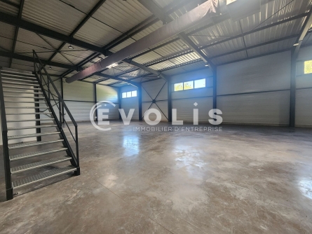 Photo 3 – vente Entrepôts / activités	GRANIEU (38490)