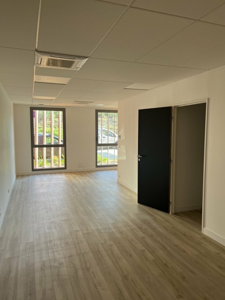 Photo 1 – location bureaux	BIARRITZ (64200)
