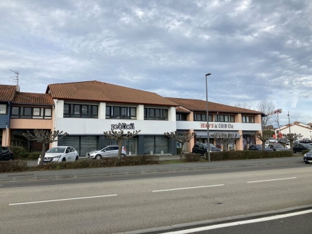 Photo 1 – location Locaux commerciaux	ANGLET (64600)